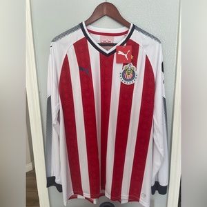 Chivas Puma 2017-18 home jersey